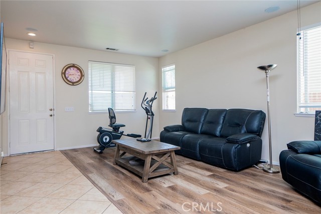 Detail Gallery Image 14 of 39 For 26110 Primrose Way, Moreno Valley,  CA 92555 - 3 Beds | 2 Baths