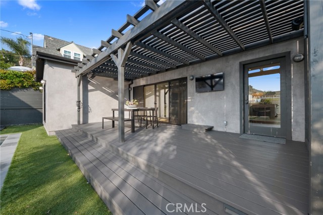 Detail Gallery Image 34 of 65 For 1079 San Jose Ave, Burbank,  CA 91501 - 4 Beds | 3/1 Baths