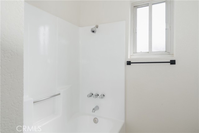 Detail Gallery Image 14 of 19 For 604 S Monterey Ave, Ontario,  CA 91761 - 4 Beds | 2 Baths