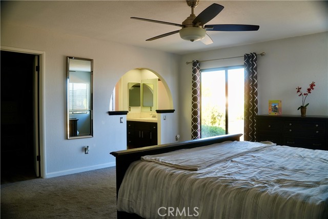 Image 22 of 31 For 14380 Moonridge Drive
