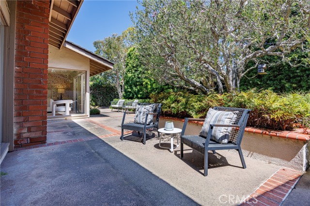 Detail Gallery Image 26 of 35 For 3620 Catamaran Dr, Corona Del Mar,  CA 92625 - 4 Beds | 2/1 Baths