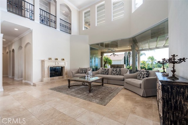 Detail Gallery Image 8 of 75 For 38750 Celita, Temecula,  CA 92592 - 4 Beds | 5/1 Baths