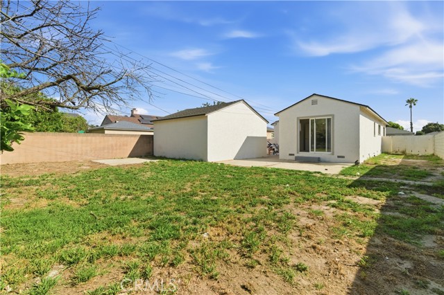 Detail Gallery Image 25 of 32 For 127 W Zane St, Long Beach,  CA 90805 - 3 Beds | 2 Baths