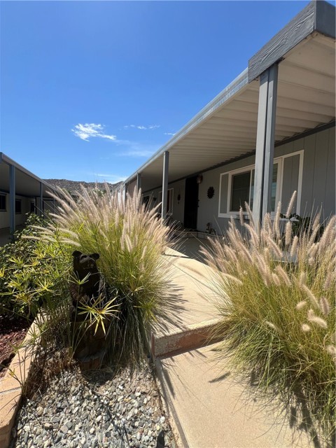 Detail Gallery Image 2 of 28 For 24515 California #22,  Hemet,  CA 92545 - 2 Beds | 2 Baths