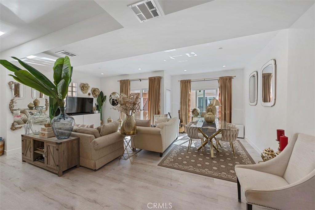 9847 N Lassen Road
