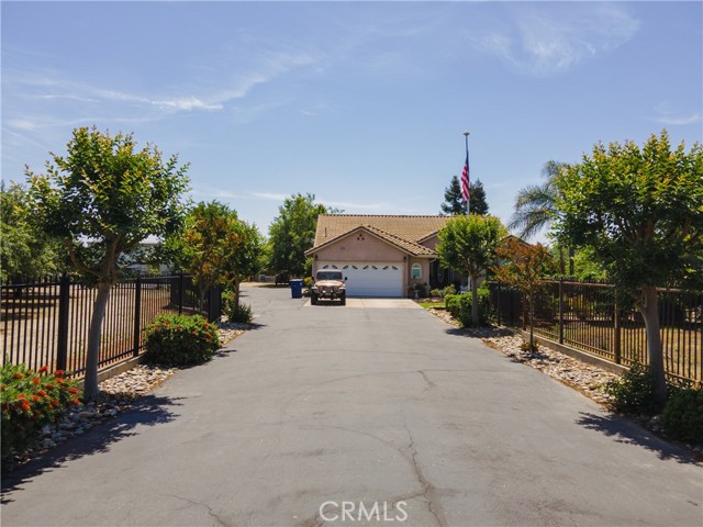 6839 Mercedes Avenue, Winton CA: https://media.crmls.org/medias/6e51efab-722b-4e51-91ee-b10f6374e0fb.jpg