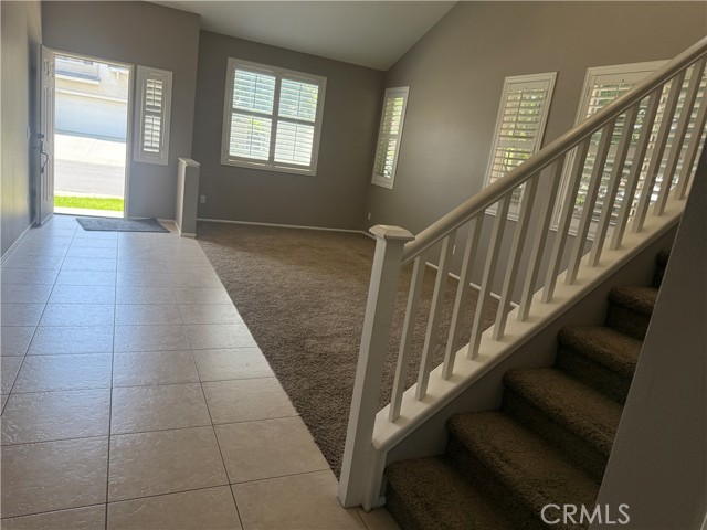 Detail Gallery Image 3 of 11 For 5586 Allendale Dr, Riverside,  CA 92507 - 4 Beds | 2/1 Baths