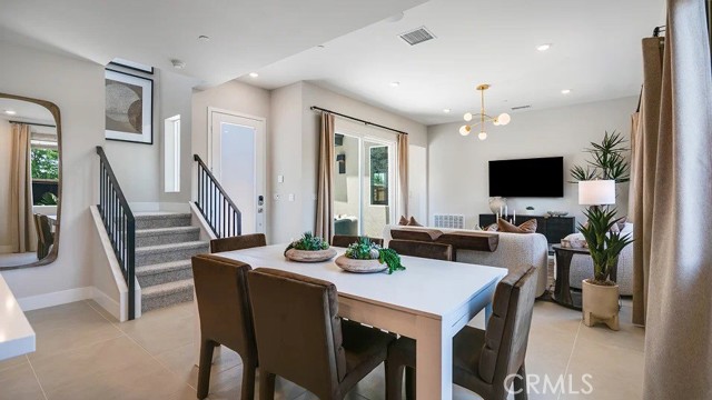 Detail Gallery Image 4 of 23 For 2681 Lavender Ln, Palm Springs,  CA 92264 - 3 Beds | 3 Baths