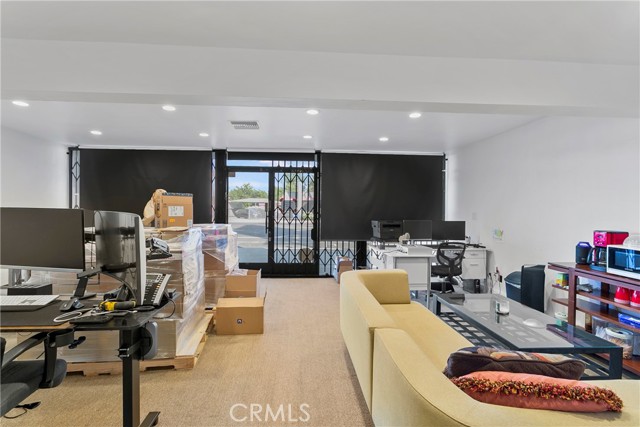 MLS #OC25219440 image #5