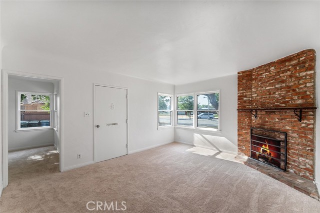 11749 Clarkman Street, Santa Fe Springs CA: https://media.crmls.org/medias/6e53b0b0-d72b-4c35-a412-e1ad6de28d36.jpg