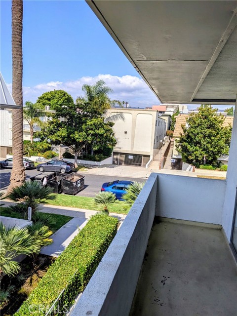 Drew Fenton | 11942 Darlington Avenue Los Angeles CA | MLS: 7349822 Drew Fenton | 11942 Darlington Avenue Los Angeles CA | MLS: 7349822