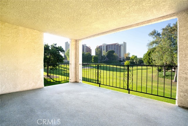 Detail Gallery Image 13 of 72 For 5511 Paseo Del Lago 1c,  Laguna Woods,  CA 92637 - 2 Beds | 2 Baths