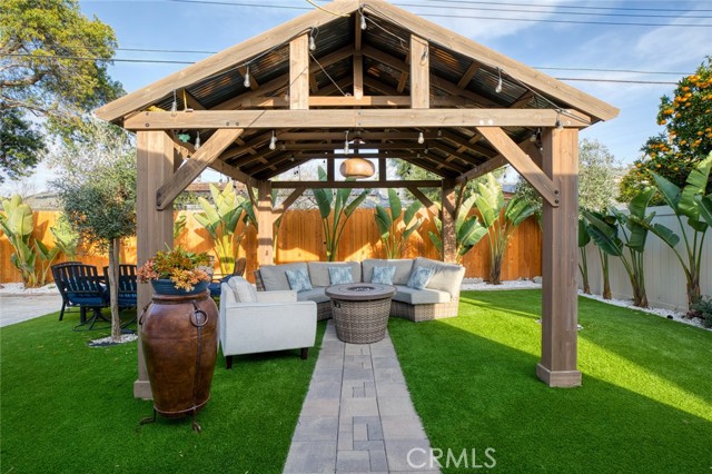 Detail Gallery Image 34 of 43 For 16782 Heritage Ln, Huntington Beach,  CA 92647 - 4 Beds | 2 Baths
