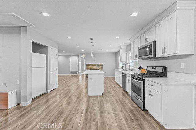 Detail Gallery Image 22 of 34 For 15814 Fresno St, Victorville,  CA 92395 - 4 Beds | 3 Baths