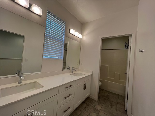 Detail Gallery Image 12 of 23 For 6986 Silverado, Chino,  CA 91710 - 4 Beds | 3 Baths