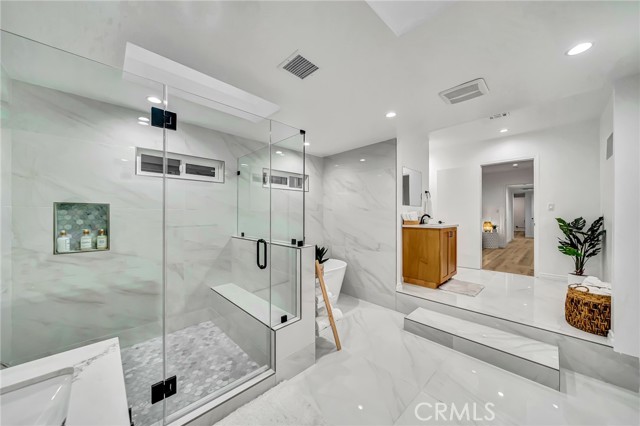 Detail Gallery Image 59 of 75 For 16127 Hartsook St, Encino,  CA 91436 - 4 Beds | 2/1 Baths