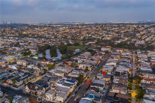 354 Longfellow Avenue, Hermosa Beach, California 90254, 3 Bedrooms Bedrooms, ,1 BathroomBathrooms,Residential,Sold,Longfellow,SB21263217