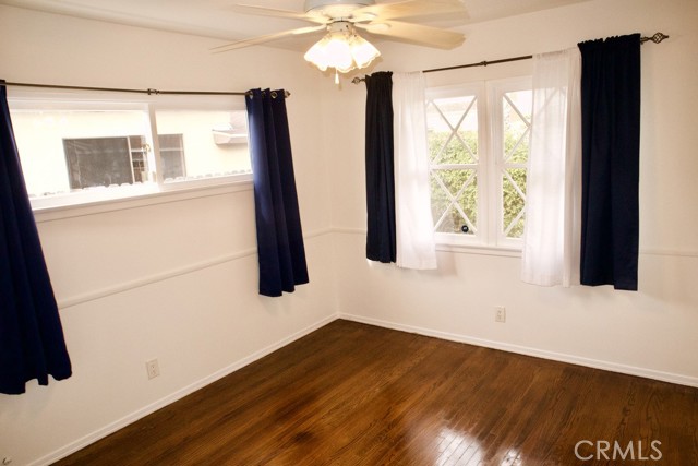 Detail Gallery Image 22 of 23 For 422 Avenue E, Redondo Beach,  CA 90277 - 4 Beds | 2 Baths