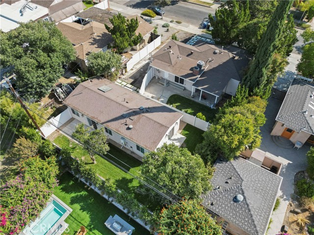 Detail Gallery Image 23 of 24 For 19027 Calvert St, Tarzana,  CA 91335 - 2 Beds | 2 Baths