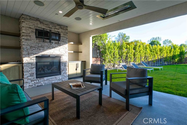 Detail Gallery Image 5 of 22 For 3340 Vickers Dr, Glendale,  CA 91208 - 3 Beds | 3 Baths