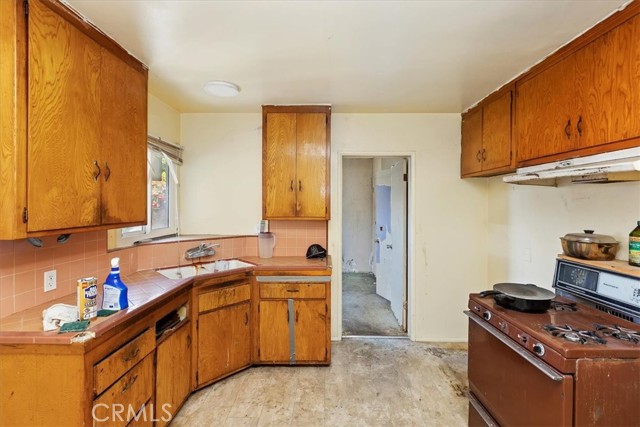 Detail Gallery Image 12 of 23 For 1230 E Olive Ct, Ontario,  CA 91764 - 3 Beds | 1/1 Baths