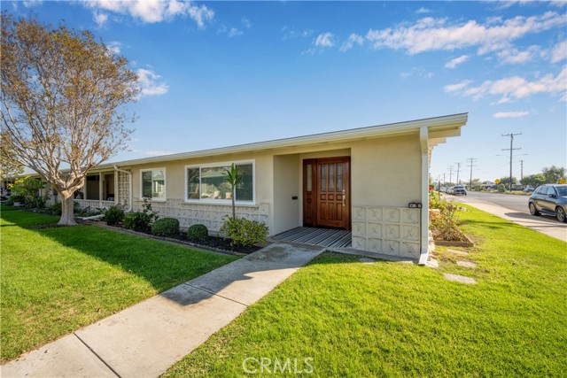 Detail Gallery Image 4 of 49 For 13180 St Andrews Dr 238g,  Seal Beach,  CA 90740 - 2 Beds | 1 Baths