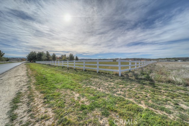 Detail Gallery Image 4 of 41 For 300 Flightline Way, Aguanga,  CA 92536 - – Beds | – Baths