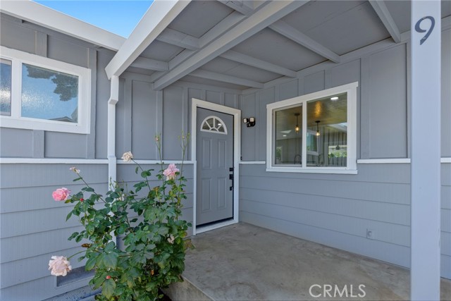 Detail Gallery Image 11 of 22 For 9 Woodside Lane, Chico,  CA 95926 - 3 Beds | 2 Baths