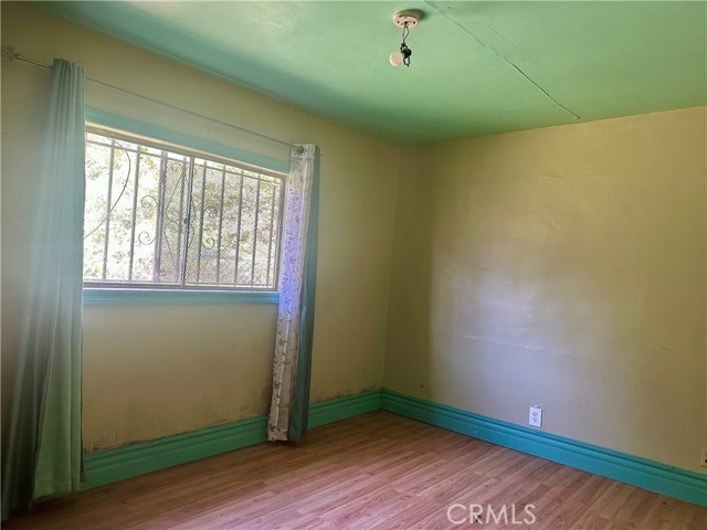 Detail Gallery Image 6 of 39 For 13608 Yukon Ave, Hawthorne,  CA 90250 - 5 Beds | 3 Baths