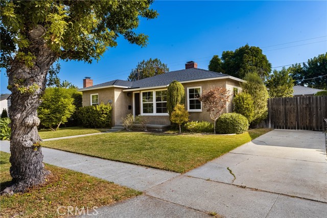 Detail Gallery Image 4 of 43 For 1840 Elmfield Ave, Long Beach,  CA 90815 - 3 Beds | 1/1 Baths