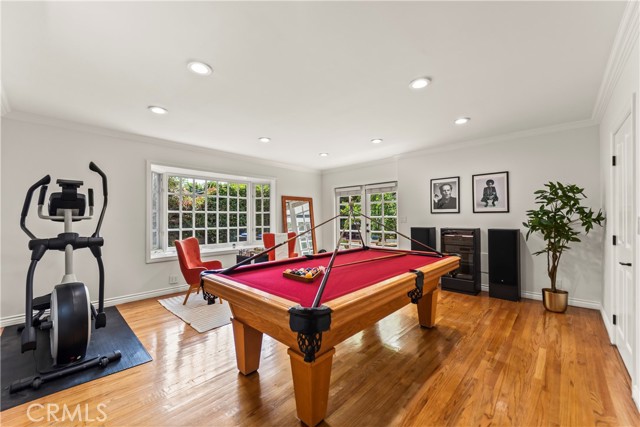Detail Gallery Image 29 of 43 For 4428 Saugus Ave, Sherman Oaks,  CA 91403 - 4 Beds | 4 Baths
