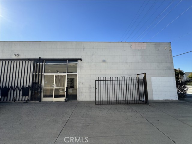 220 N Sunset Avenue, City Of Industry CA: https://media.crmls.org/medias/6e5b971b-30b7-4f75-956b-d2731d61ec5f.jpg
