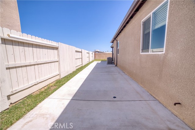 Detail Gallery Image 18 of 26 For 2110 Conadria Ave, Chowchilla,  CA 93610 - 3 Beds | 2 Baths