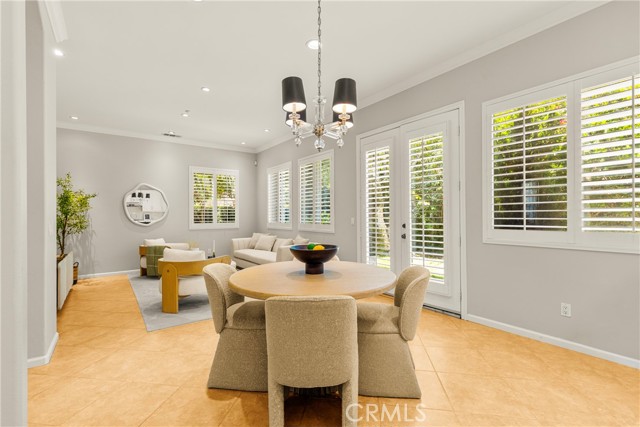 Image 6 of 34 For 2729 Hollyview Court
