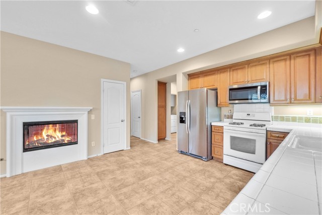 Image 15 of 27 For 284 Tustin Field Drive