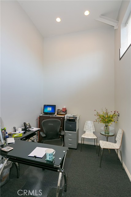 220 S Myrtle Avenue, Monrovia, California 91016, ,Commercial Lease,For Rent,220 S Myrtle Avenue,CRAR25002896