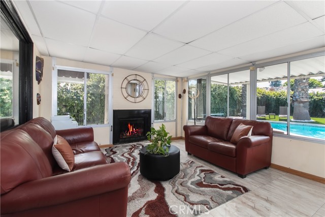 8527 Casaba Avenue, Winnetka CA: https://media.crmls.org/medias/6e5d7970-5f35-42ae-b719-bb7a06b885e5.jpg