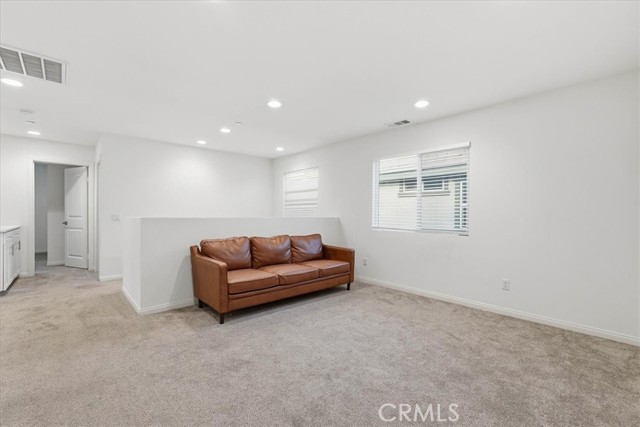 Detail Gallery Image 15 of 37 For 1207 Garnet Ct, Colton,  CA 92324 - 3 Beds | 2/1 Baths