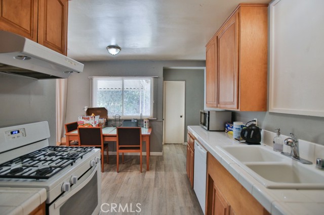 Image 4 of 14 For 558 Alta Mesa Drive
