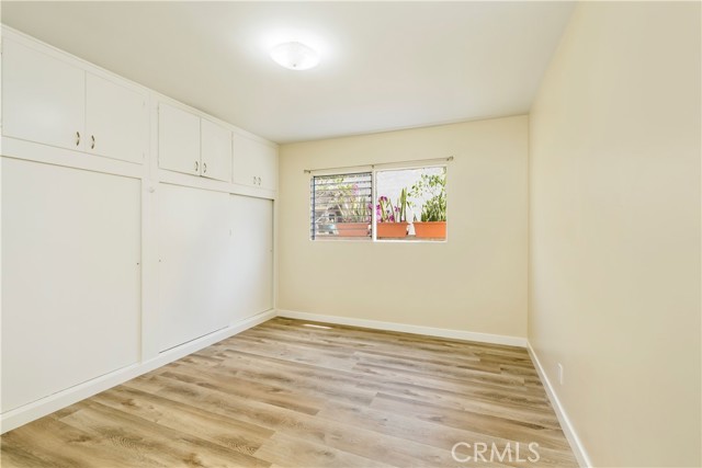 159 Roycroft Avenue, Long Beach CA: https://media.crmls.org/medias/6e5db0ea-1522-45a8-85d9-9f5a982c3cf7.jpg