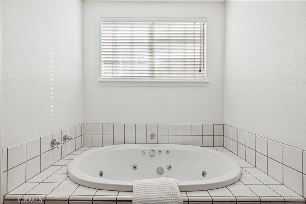 MLS #SR25255286 image #30