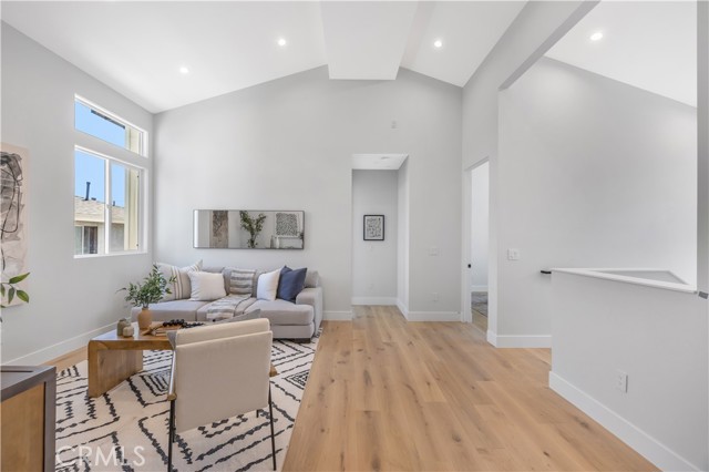 Detail Gallery Image 18 of 47 For 2619 Huntington Ln #B,  Redondo Beach,  CA 90278 - 4 Beds | 3/1 Baths