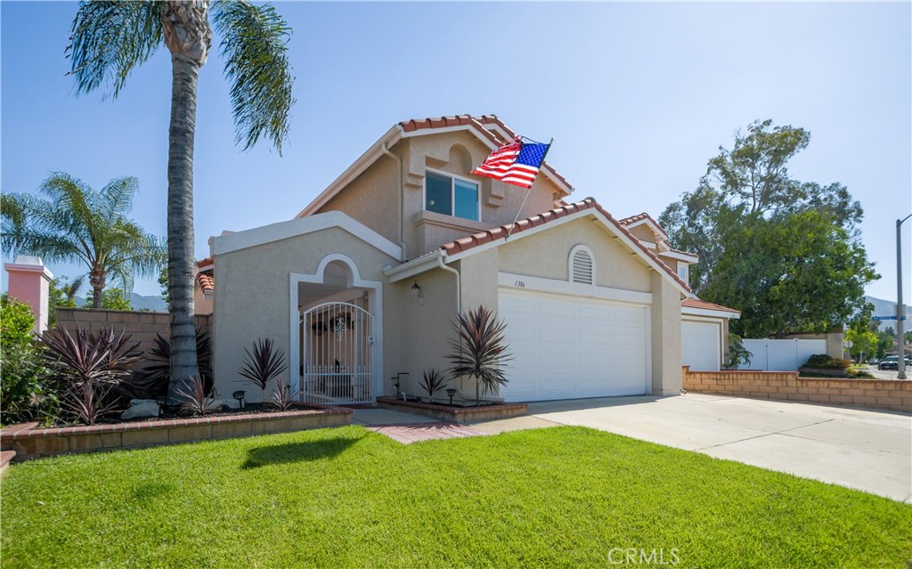 1386 Fairmont Drive