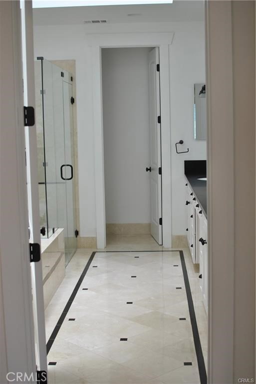 Detail Gallery Image 60 of 75 For 804 N Irena Ave #B,  Redondo Beach,  CA 90277 - 3 Beds | 2/1 Baths