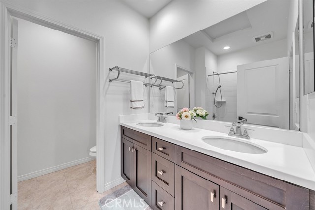 Detail Gallery Image 20 of 36 For 133 Hemisphere, Irvine,  CA 92618 - 4 Beds | 3 Baths