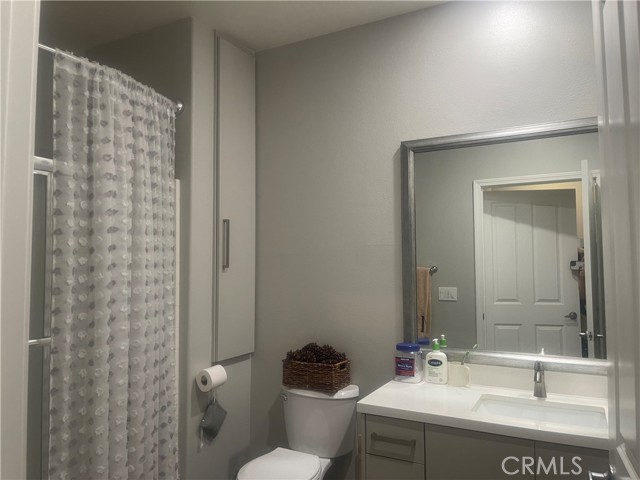 Detail Gallery Image 9 of 12 For 835 Francesca #201,  Walnut,  CA 91789 - 2 Beds | 2 Baths