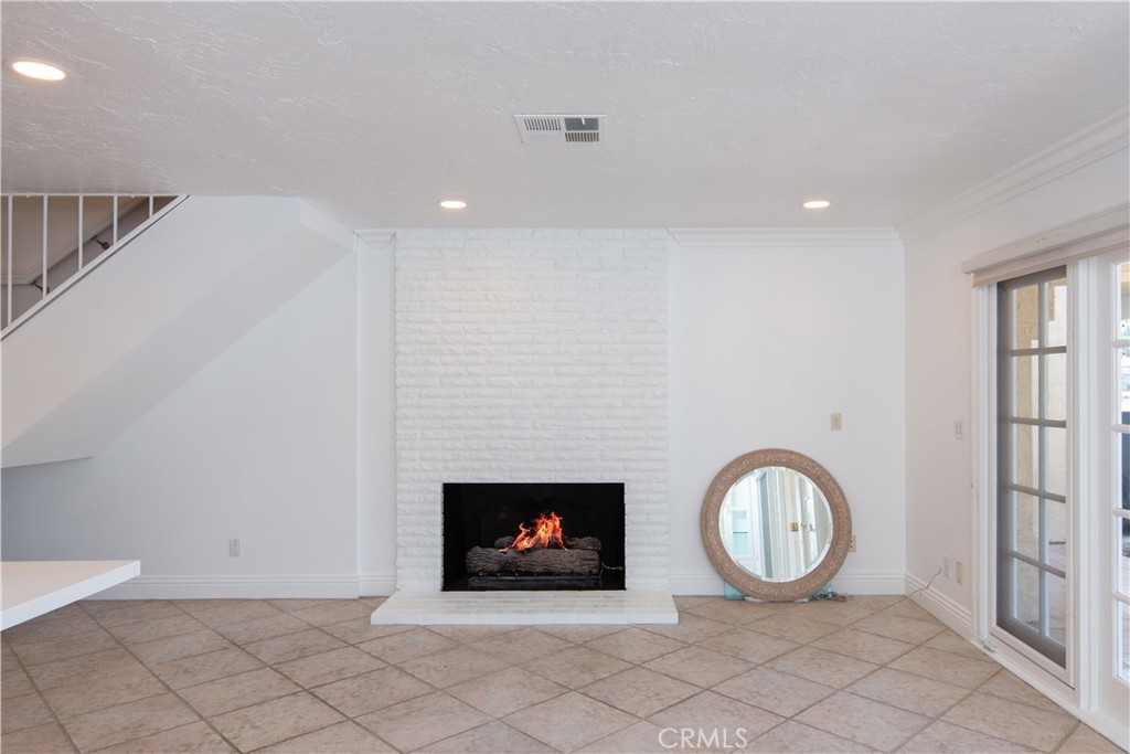 6e655b22 B371 435d B69d C51ae15d7276