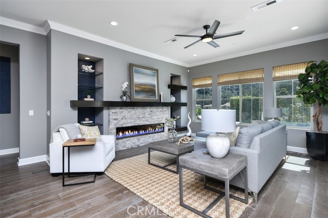 23942 Schoenborn Street, West Hills CA: https://media.crmls.org/medias/6e65c60b-b782-45c9-86d4-d9ce60b4b485.jpg