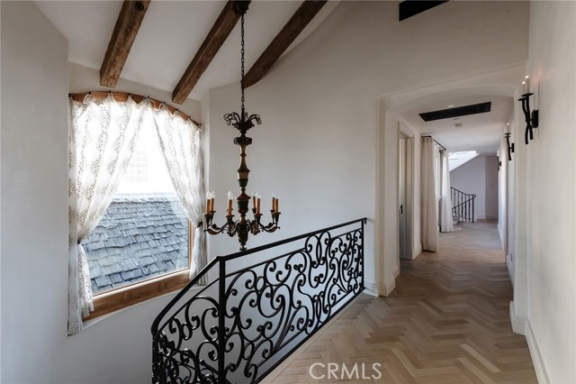 416 2nd Street, Manhattan Beach CA: https://media.crmls.org/medias/6e6623a1-5a82-4c12-99a9-5798eb499288.jpg