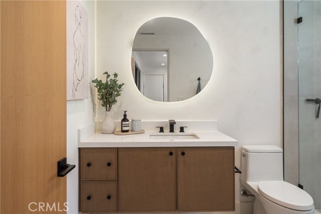 Detail Gallery Image 23 of 64 For 521 1/2 Iris Ave, Corona Del Mar,  CA 92625 - 2 Beds | 2/1 Baths